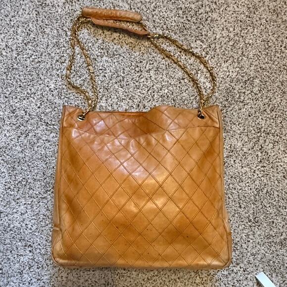 Chanel Vintage Tan Quilted Lambskin Tote - Picture 6 of 12